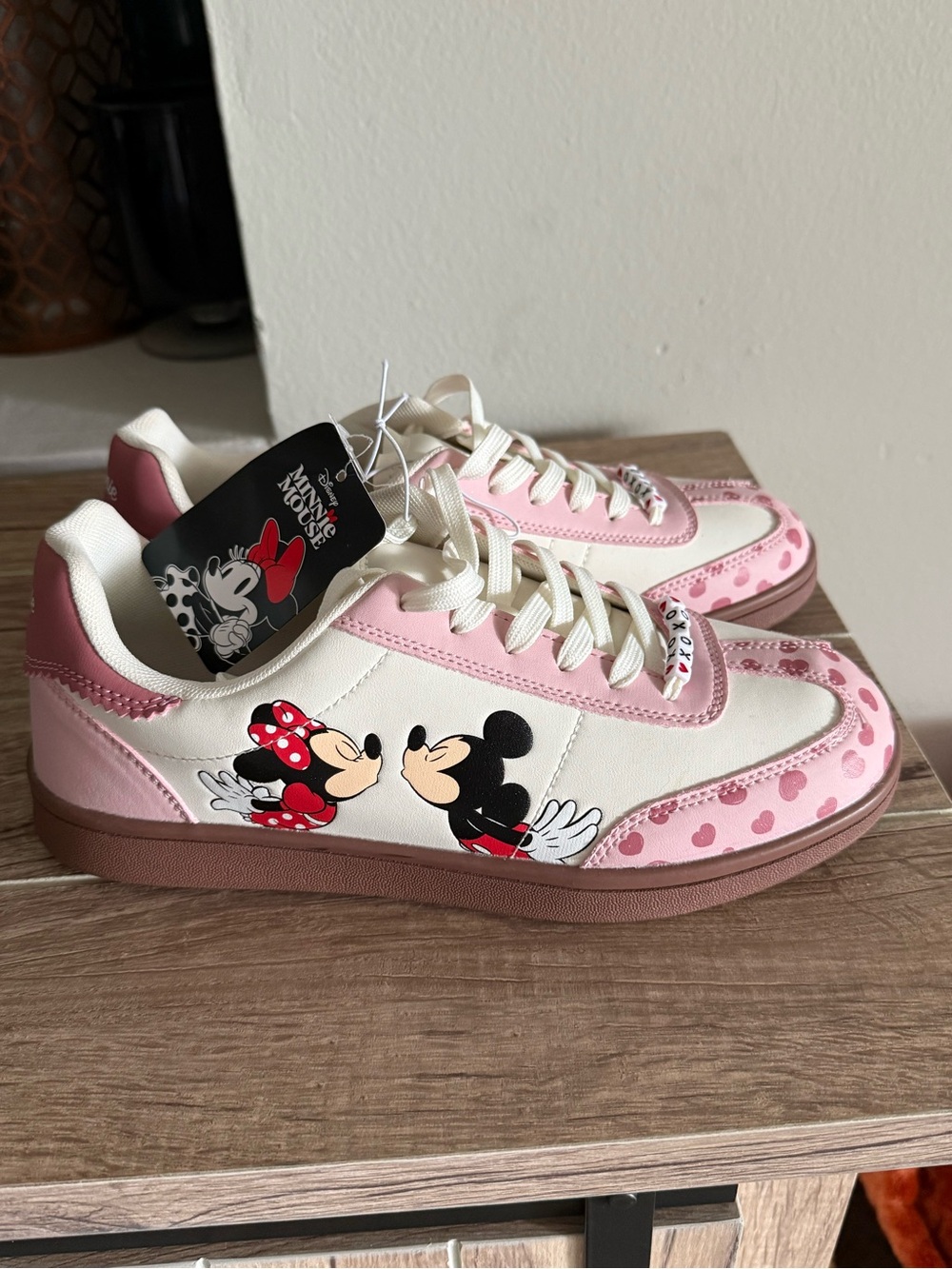 Women’s Minnie & Mickey Pink Graphic Sneakers